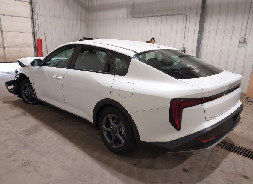 Photo 3 of 2025 Kia K4 LXS (VIN 3KPFT4DE4SE008384)