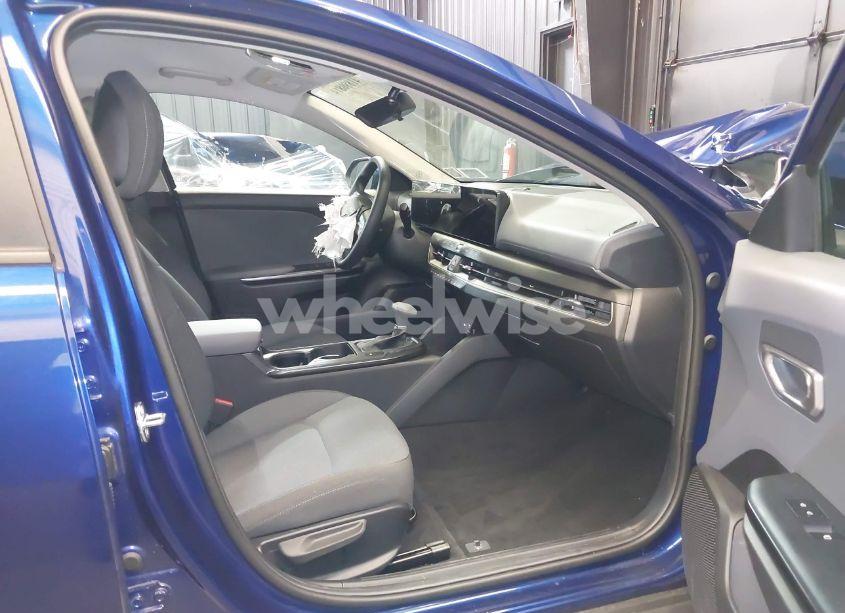 Photo 5 of 2025 Kia K4 LXS (VIN 3KPFT4DE4SE011141)