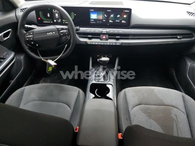 Photo 12 of 2025 KIA K4 LX (VIN 3KPFT4DE4SE020096)