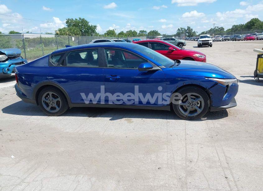 Photo 13 of 2025 Kia K4 LXS (VIN 3KPFT4DE4SE021796)