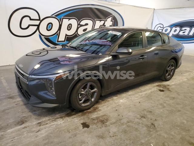 Photo 11 of 2025 KIA K4 LX (VIN 3KPFT4DE4SE070495)