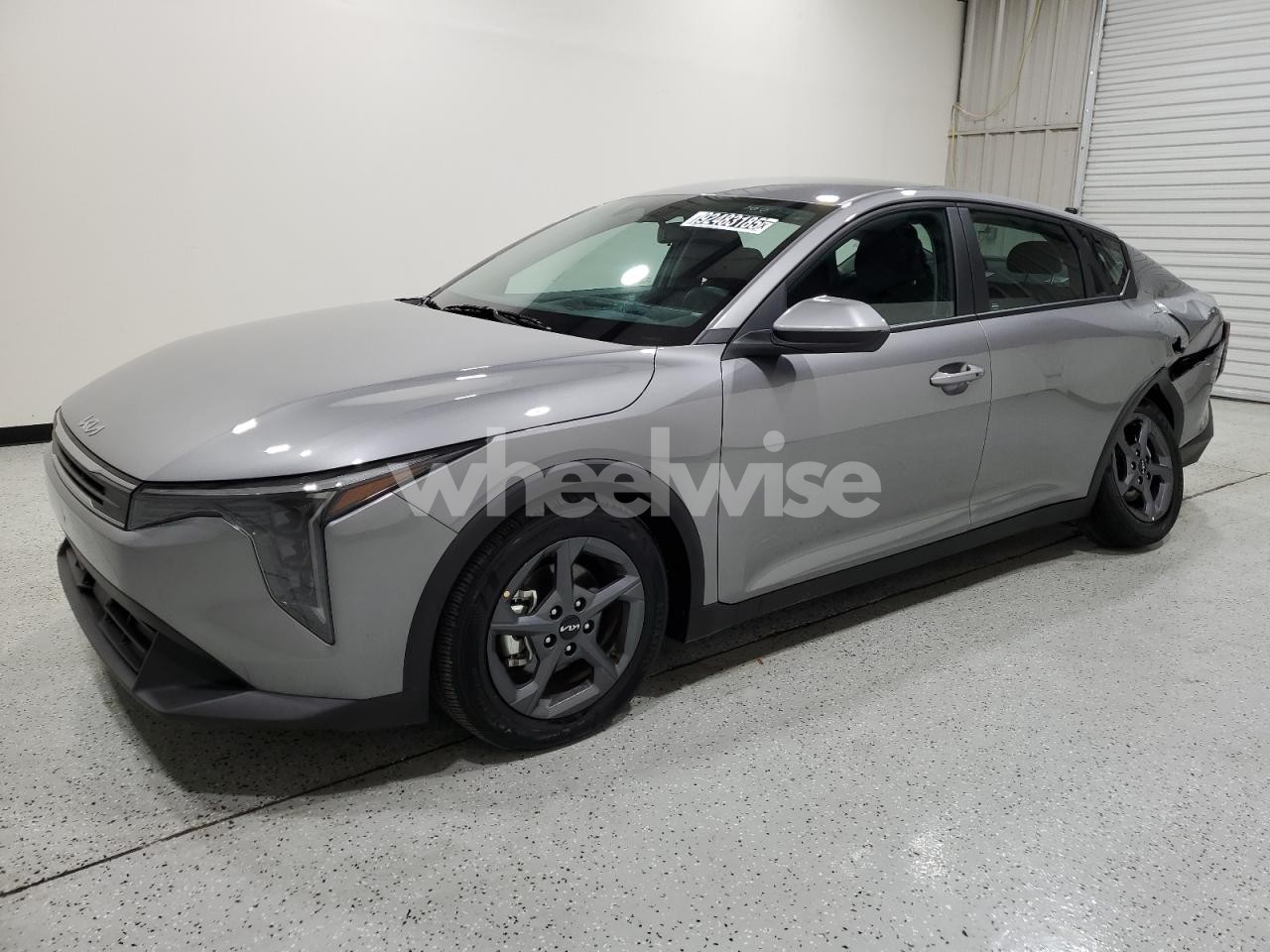 2025 KIA K4 LX (VIN 3KPFT4DE4SE074823) main photo