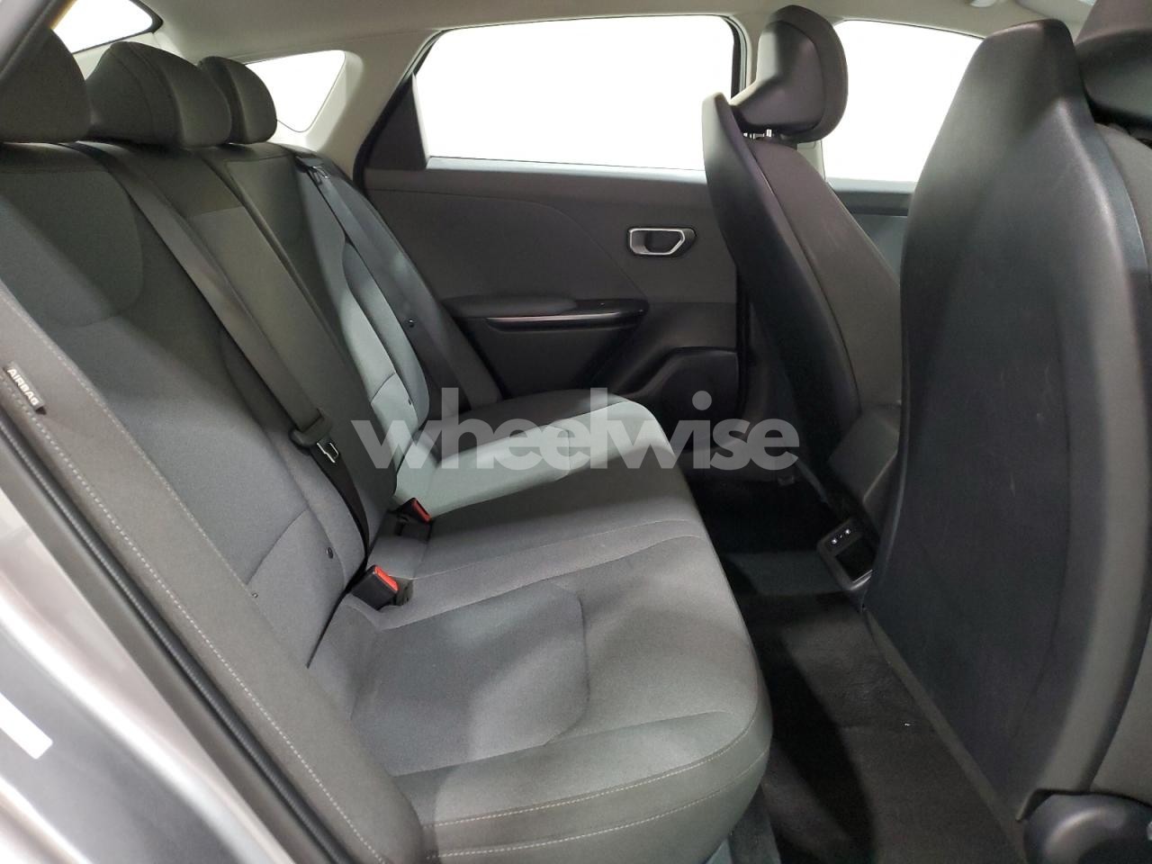 Photo 10 of 2025 KIA K4 LX (VIN 3KPFT4DE4SE074823)