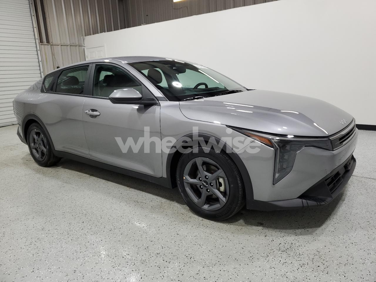 Photo 4 of 2025 KIA K4 LX (VIN 3KPFT4DE4SE074823)