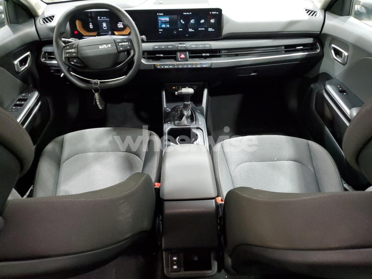 Photo 8 of 2025 KIA K4 LX (VIN 3KPFT4DE4SE074823)