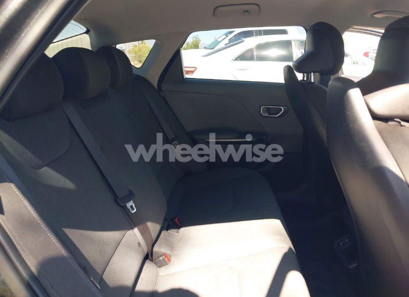 Photo 8 of 2025 Kia K4 LX (VIN 3KPFT4DE4SE090794)