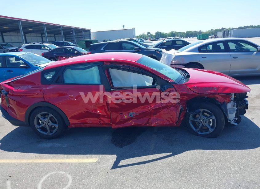 Photo 14 of 2025 Kia K4 LXS (VIN 3KPFT4DE4SE105701)