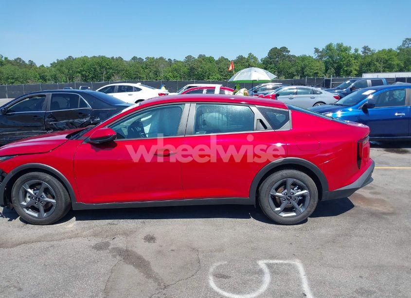 Photo 15 of 2025 Kia K4 LXS (VIN 3KPFT4DE4SE105701)