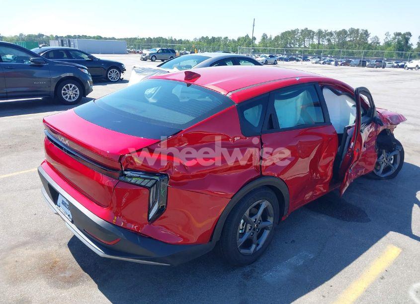 Photo 4 of 2025 Kia K4 LXS (VIN 3KPFT4DE4SE105701)