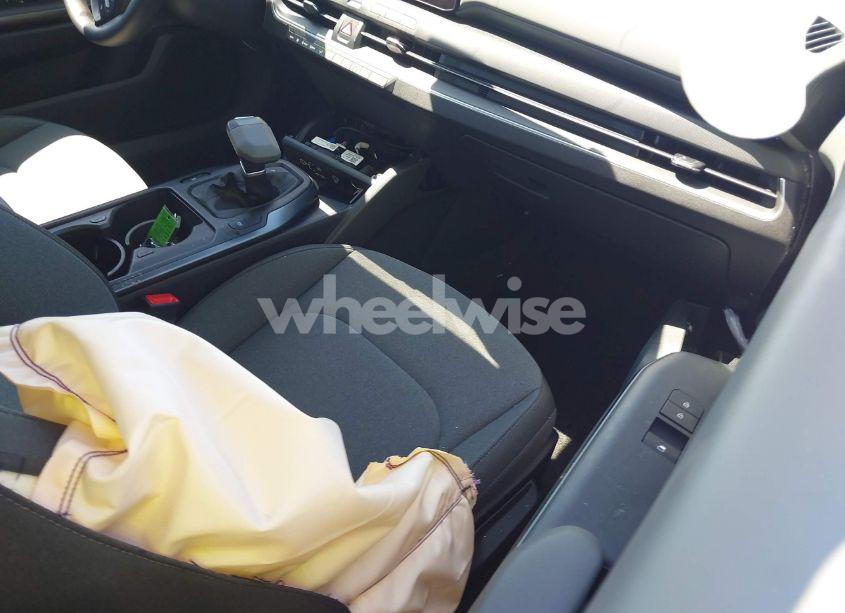 Photo 5 of 2025 Kia K4 LXS (VIN 3KPFT4DE4SE105701)