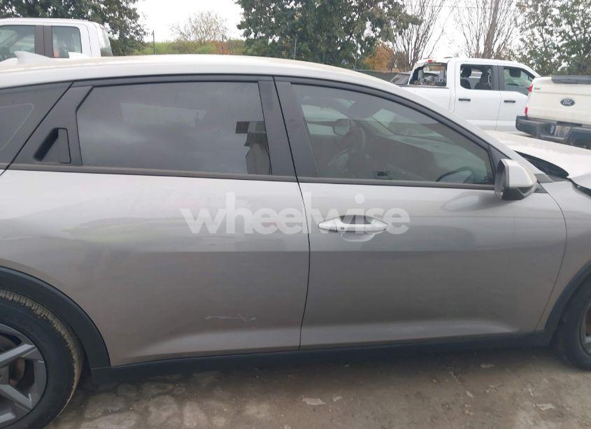 Photo 13 of 2025 Kia K4 LXS (VIN 3KPFT4DE5SE013044)