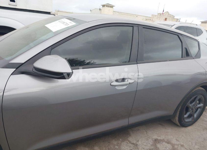 Photo 14 of 2025 Kia K4 LXS (VIN 3KPFT4DE5SE013044)