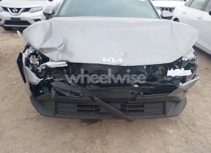 Photo 6 of 2025 Kia K4 LXS (VIN 3KPFT4DE5SE013044)