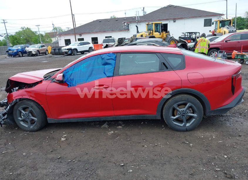 Photo 14 of 2025 Kia K4 LXS (VIN 3KPFT4DE5SE025081)