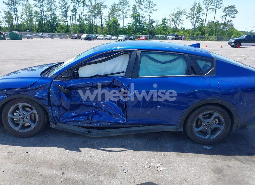 Photo 14 of 2025 Kia K4 LXS (VIN 3KPFT4DE6SE012355)