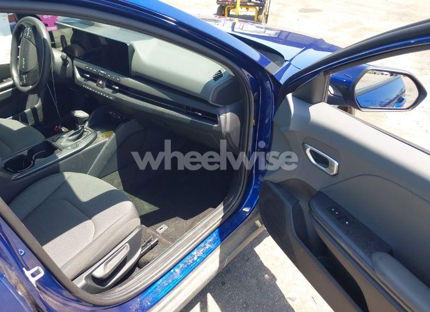 Photo 5 of 2025 Kia K4 LXS (VIN 3KPFT4DE6SE012355)