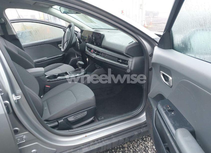 Photo 5 of 2025 Kia K4 LXS (VIN 3KPFT4DE6SE030497)