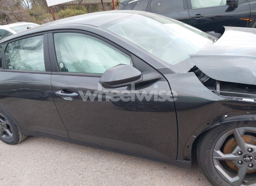 Photo 13 of 2025 Kia K4 LXS (VIN 3KPFT4DE6SE033870)