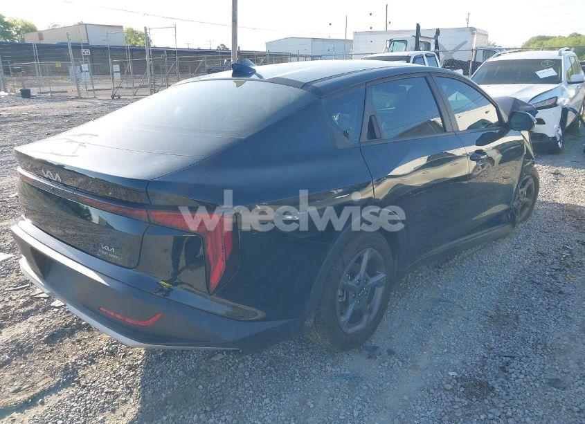Photo 4 of 2025 Kia K4 LXS (VIN 3KPFT4DE6SE038213)