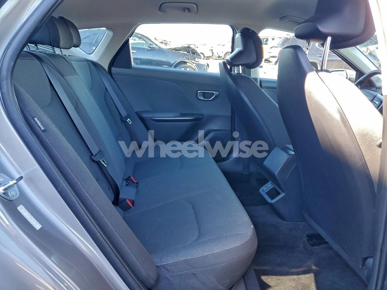 Photo 10 of 2025 KIA K4 LX (VIN 3KPFT4DE6SE104145)