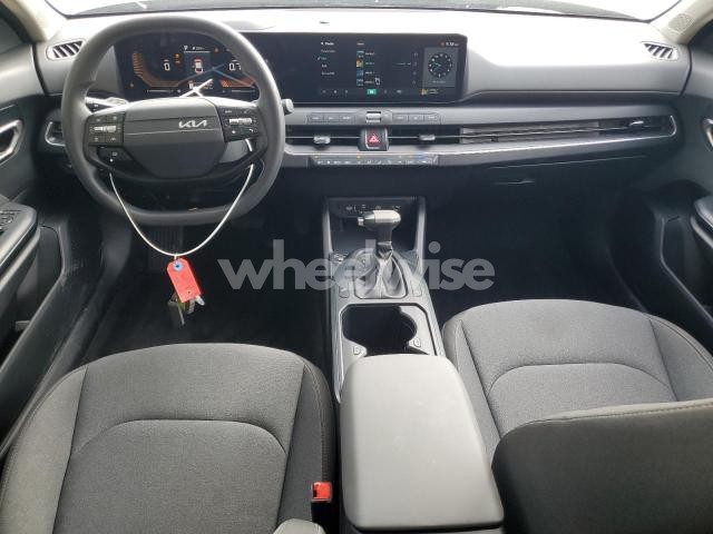 Photo 5 of 2025 KIA K4 LX (VIN 3KPFT4DE6SE107076)