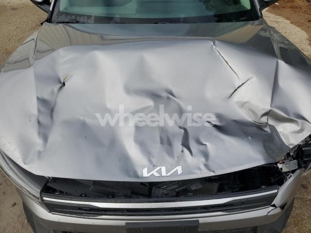 Photo 6 of 2025 KIA K4 LX (VIN 3KPFT4DE6SE107076)