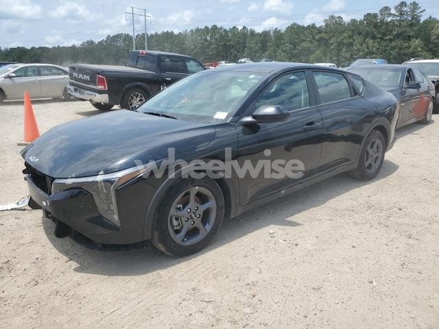 2025 KIA K4 LX (VIN 3KPFT4DE7SE017872) main photo