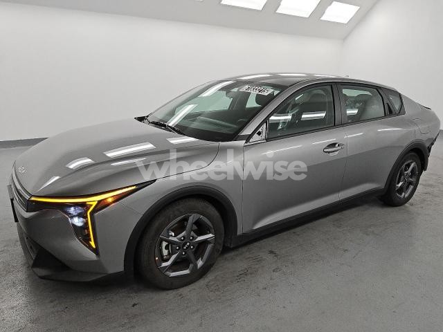 Photo 3 of 2025 KIA K4 LX (VIN 3KPFT4DE7SE049883)