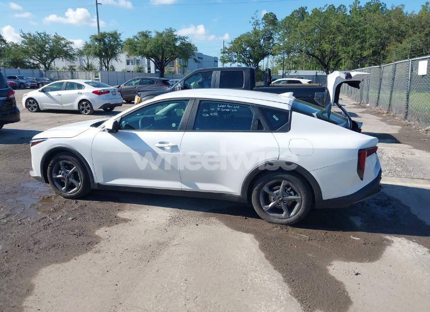 Photo 14 of 2025 Kia K4 LXS (VIN 3KPFT4DE7SE058549)