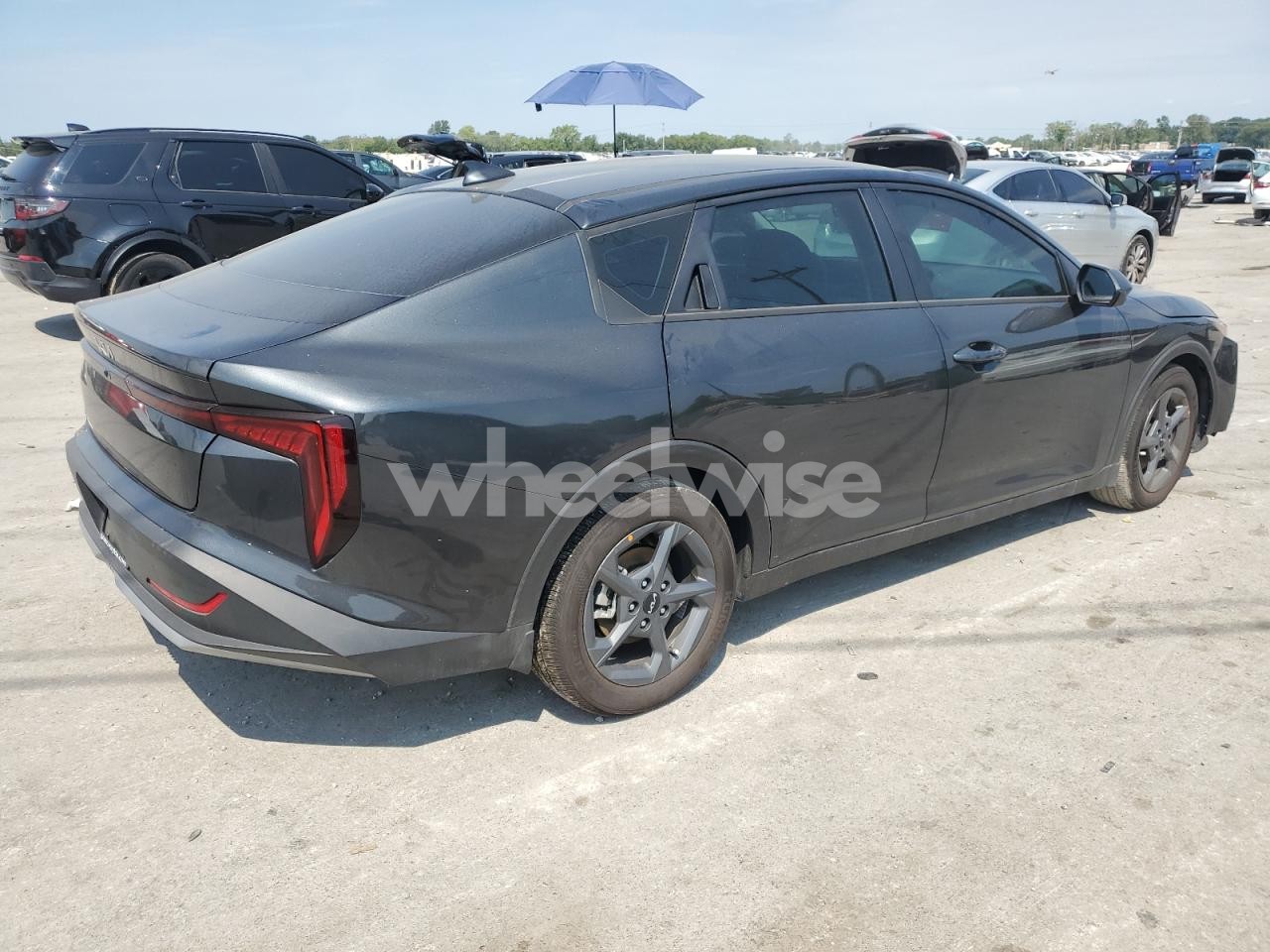 Photo 3 of 2025 KIA K4 LX (VIN 3KPFT4DE8SE088689)