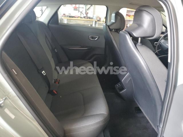 2025 KIA K4 LX (VIN 3KPFT4DE8SE094668) main photo