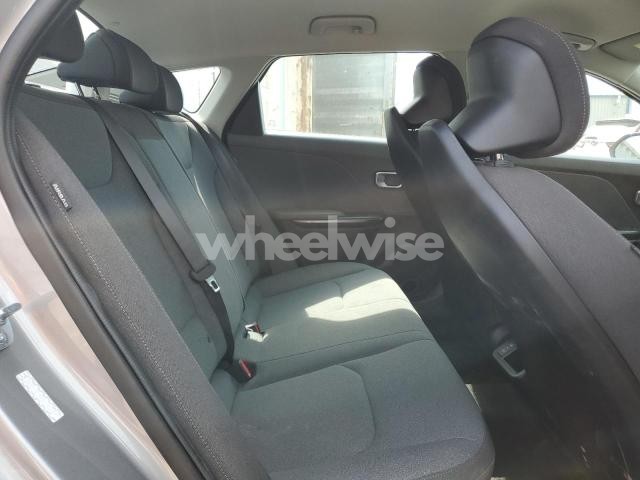 2025 KIA K4 LX (VIN 3KPFT4DE9SE013189) main photo