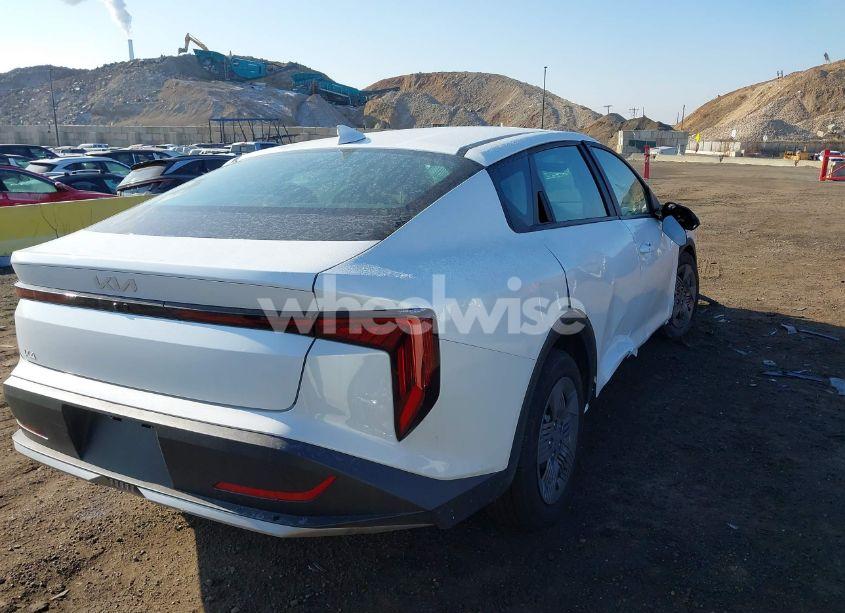 Photo 4 of 2025 Kia K4 LX (VIN 3KPFT4DE9SE014293)