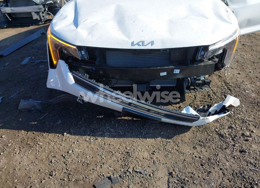 Photo 6 of 2025 Kia K4 LX (VIN 3KPFT4DE9SE014293)