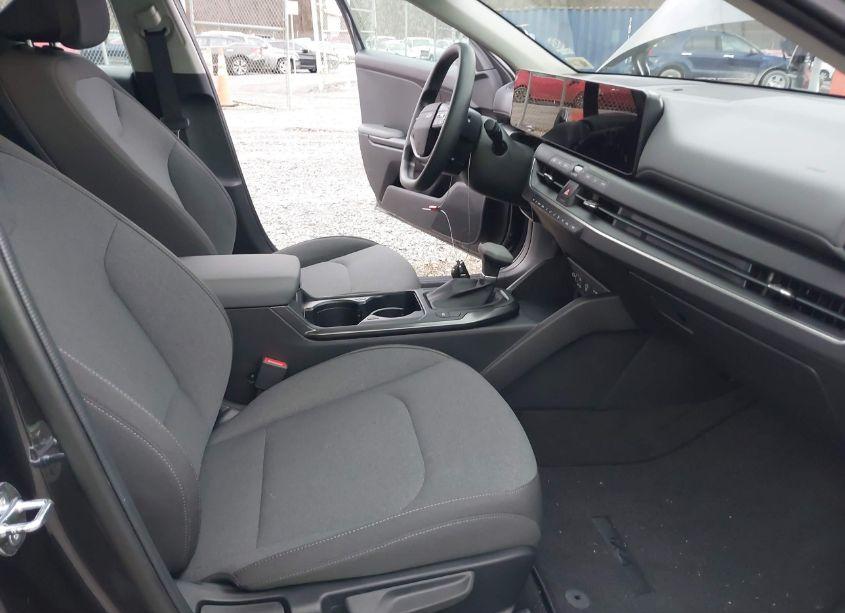 Photo 5 of 2025 Kia K4 LX (VIN 3KPFT4DE9SE014455)
