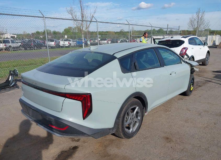 Photo 4 of 2025 Kia K4 LXS (VIN 3KPFT4DE9SE042546)