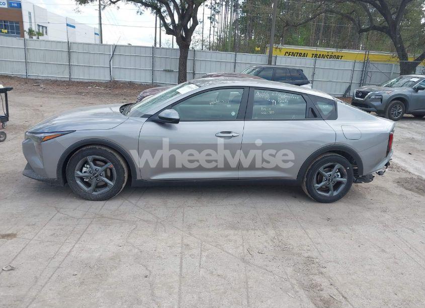 Photo 15 of 2025 Kia K4 LXS (VIN 3KPFT4DE9SE062909)