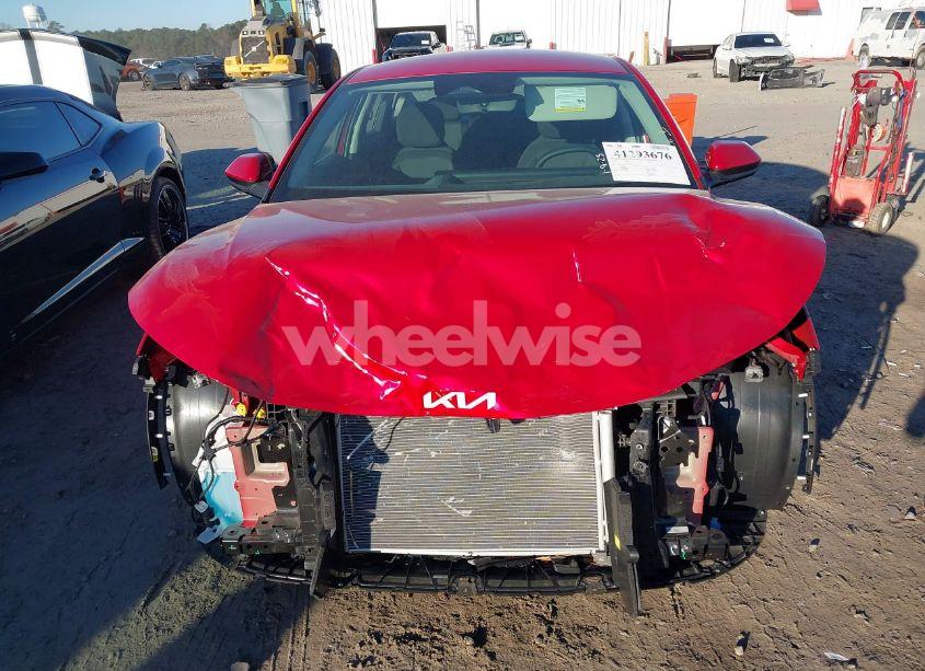 Photo 12 of 2025 Kia K4 LXS (VIN 3KPFT4DEXSE004193)