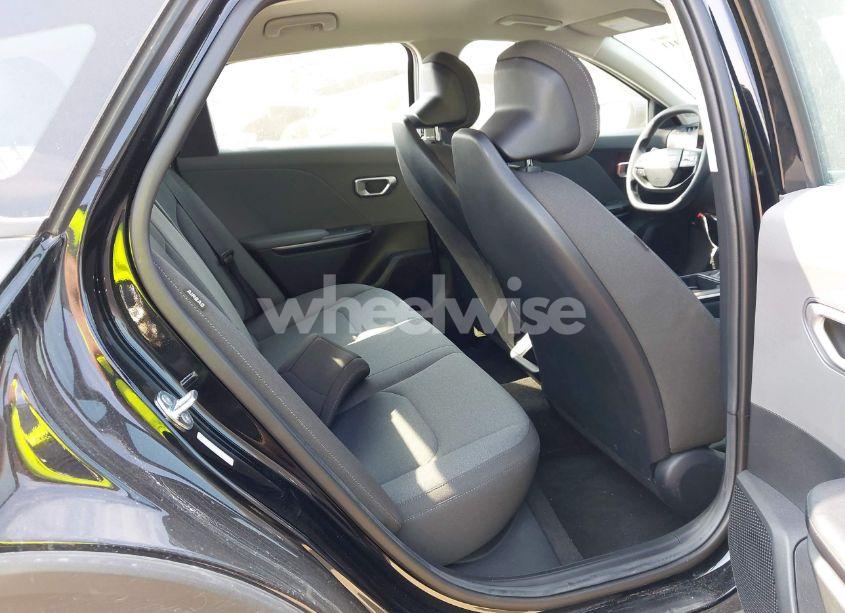 Photo 8 of 2025 Kia K4 LXS (VIN 3KPFT4DEXSE036951)