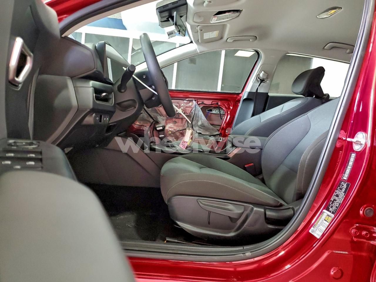 Photo 7 of 2025 KIA K4 LX (VIN 3KPFT4DEXSE075698)