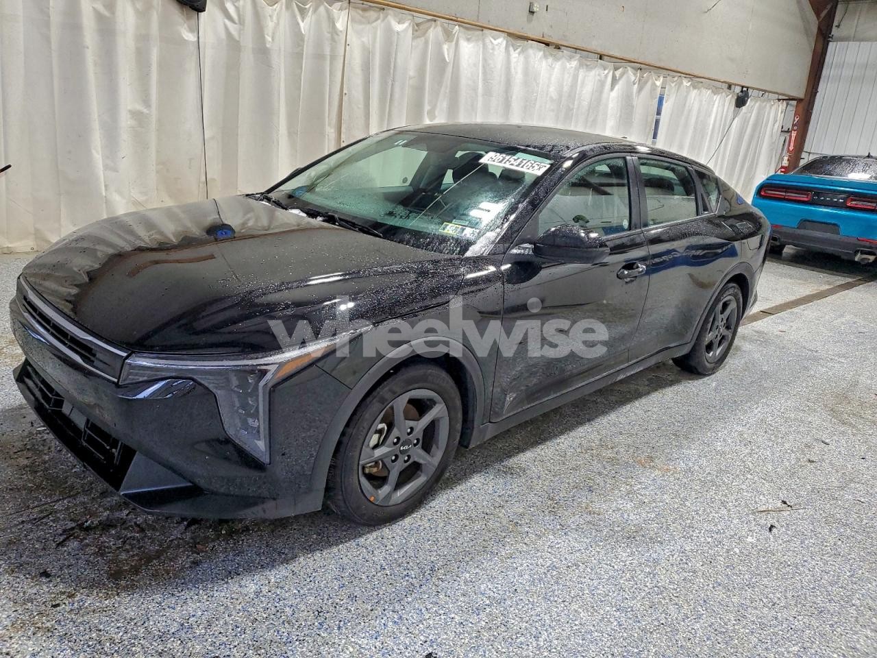 2025 KIA K4 LX (VIN 3KPFT4DEXSE107243) main photo