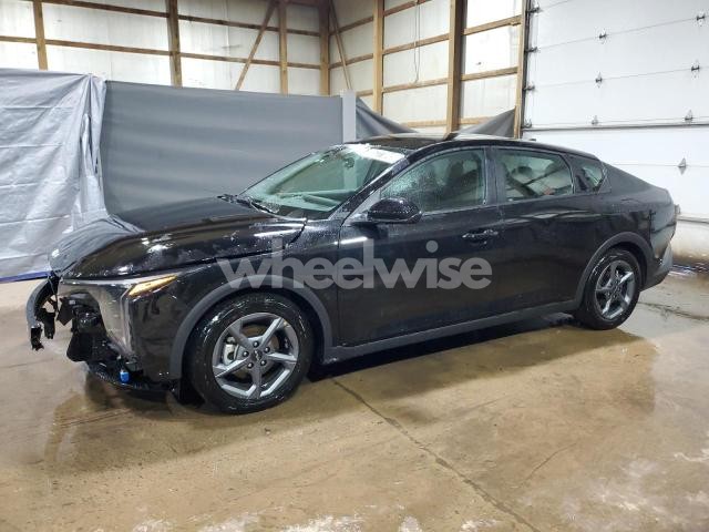 Photo 3 of 2025 KIA K4 LX (VIN 3KPFT4DEXSE135902)