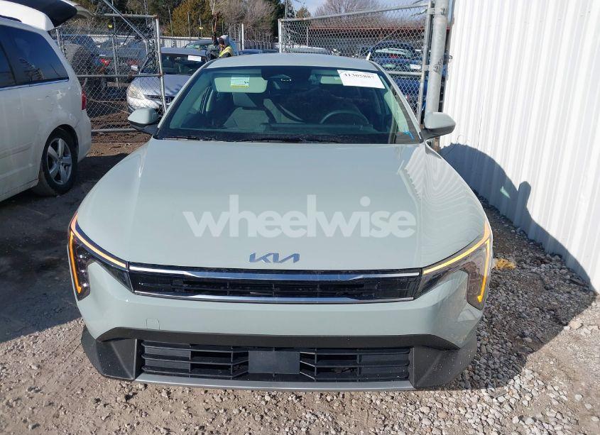 Photo 12 of 2025 Kia K4 EX (VIN 3KPFU4DE0SE038544)
