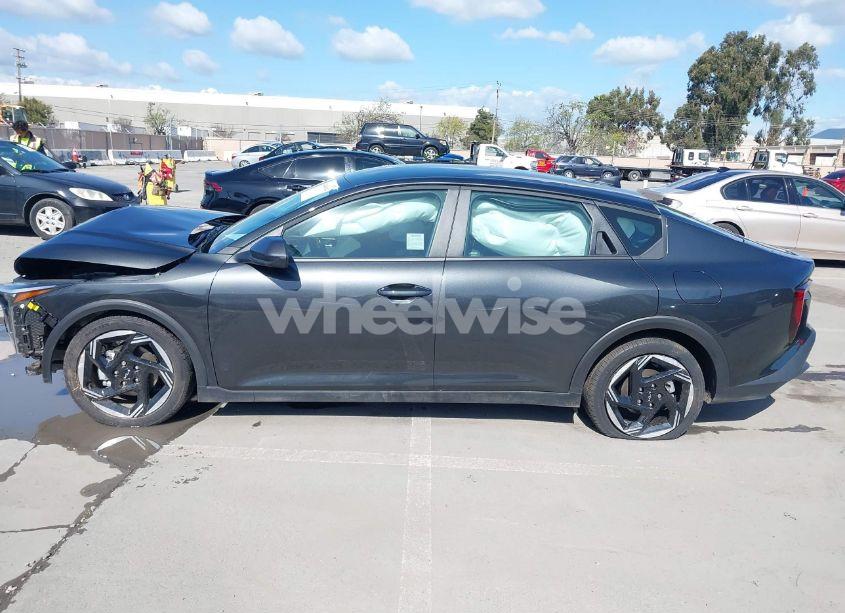 Photo 13 of 2025 Kia K4 EX (VIN 3KPFU4DE0SE110374)