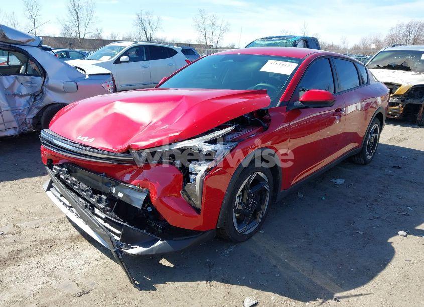 Photo 2 of 2025 Kia K4 EX (VIN 3KPFU4DE3SE087270)