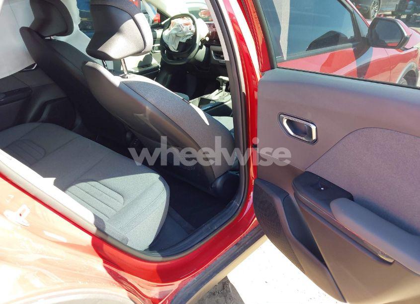 Photo 8 of 2025 Kia K4 EX (VIN 3KPFU4DE3SE087270)