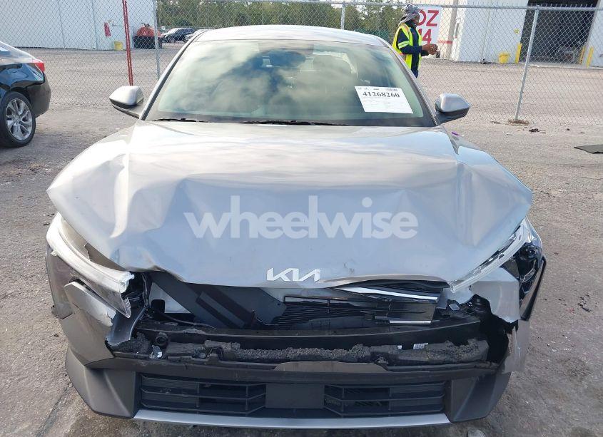 Photo 12 of 2025 Kia K4 EX (VIN 3KPFU4DE4SE018362)