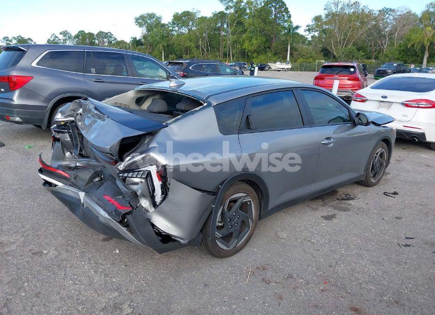 Photo 4 of 2025 Kia K4 EX (VIN 3KPFU4DE4SE018362)