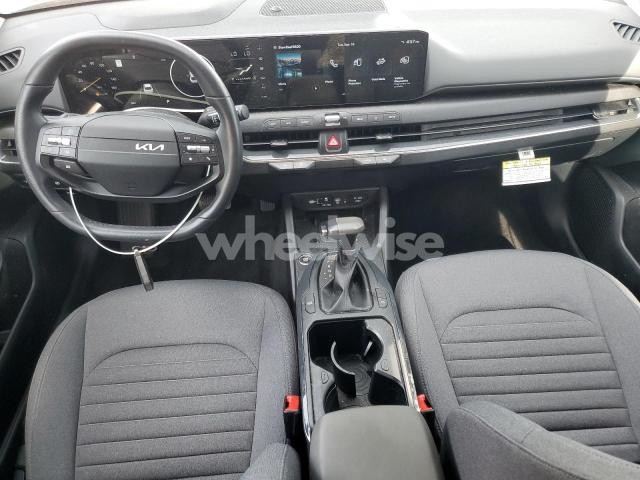 Photo 2 of 2025 KIA K4 EX (VIN 3KPFU4DE4SE019060)