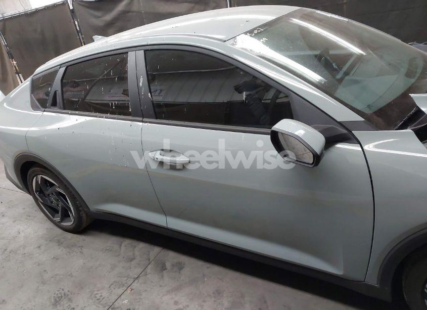 Photo 13 of 2025 Kia K4 EX (VIN 3KPFU4DE4SE053676)